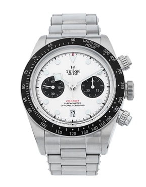 Browse our selection of automatic watches from prestigious brands such as Blancpain, Bell & Ross, Breitling and Rolex.